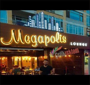 Magapolis Lounge